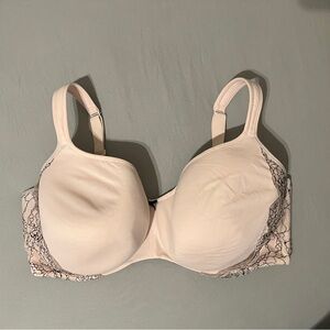 Light pink with lace cacique bra 44g